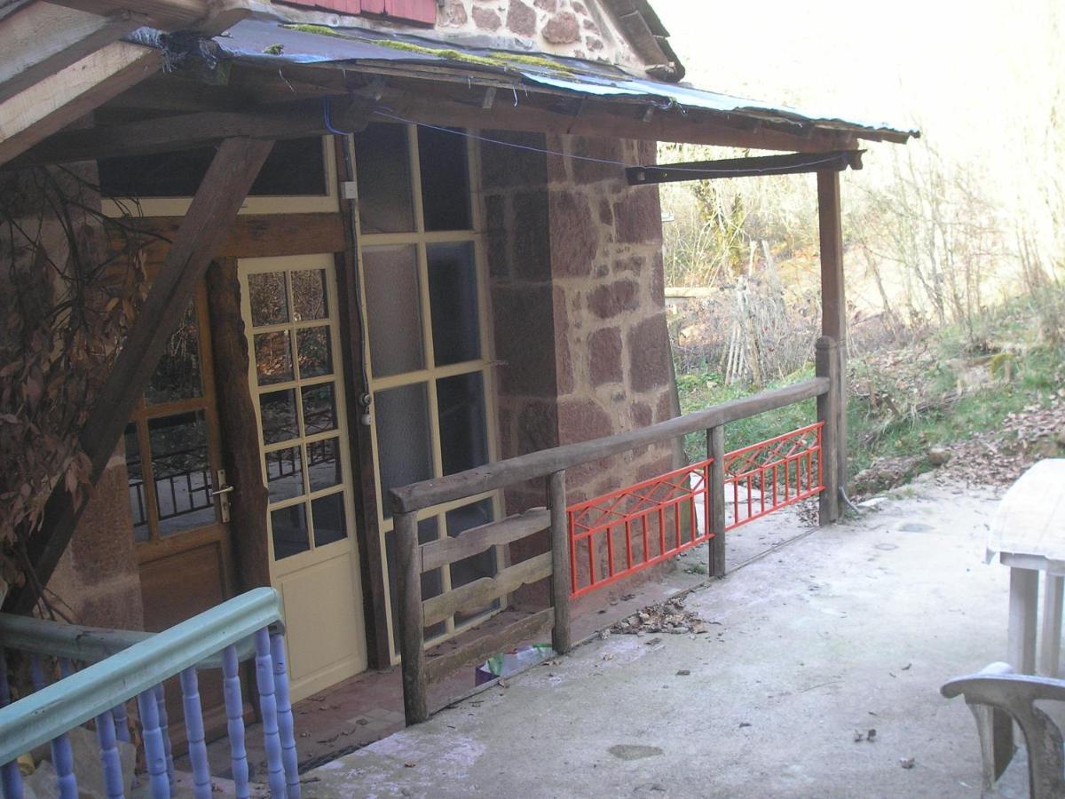 Grange Renovee En Pleine Nature Valady Zewnętrze zdjęcie